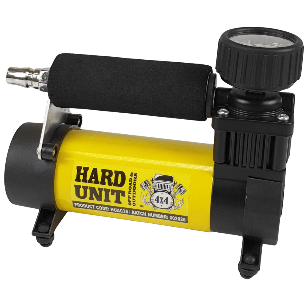 4x4ing air compressor with soft grip handle and gauge reader 
