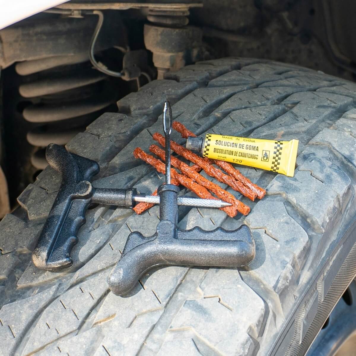 Hard Unit Tubeless Tyre Plug Repair Kits – 8 & 12 Piece